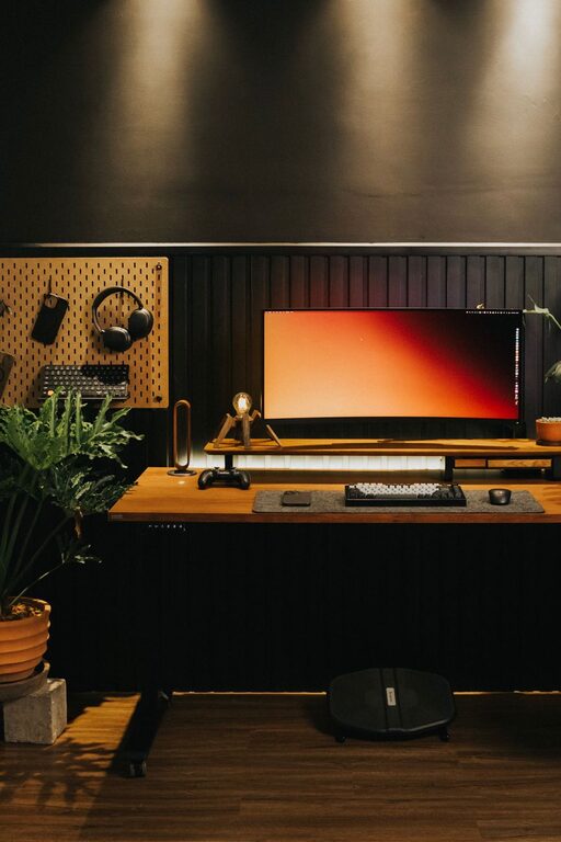 Tips for Creating a Cozy and Functional Home Workspace